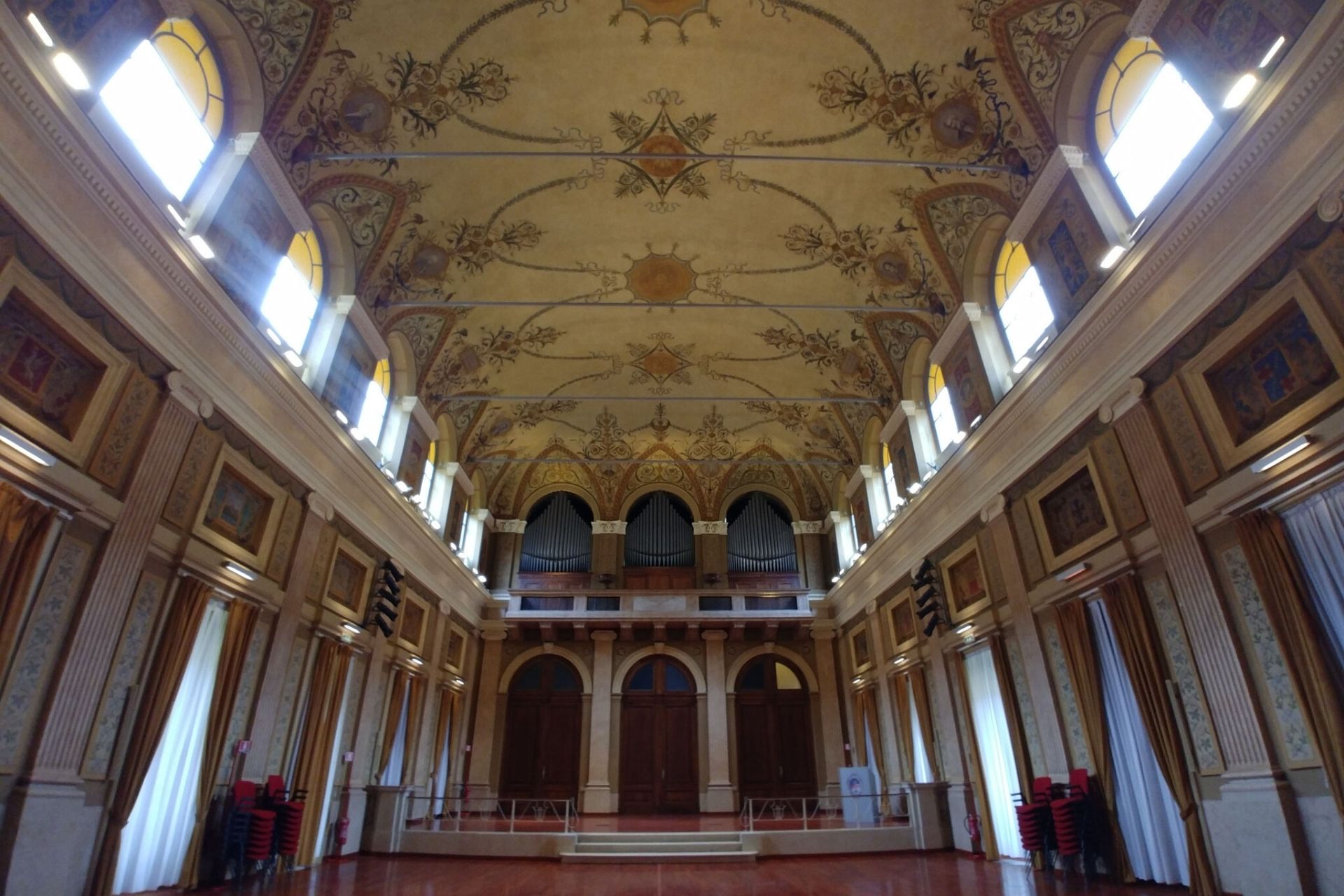 IL PALAZZO E IL MUSEO “ISTITUTO DEI CIECHI E MUDEO BRAILLE”